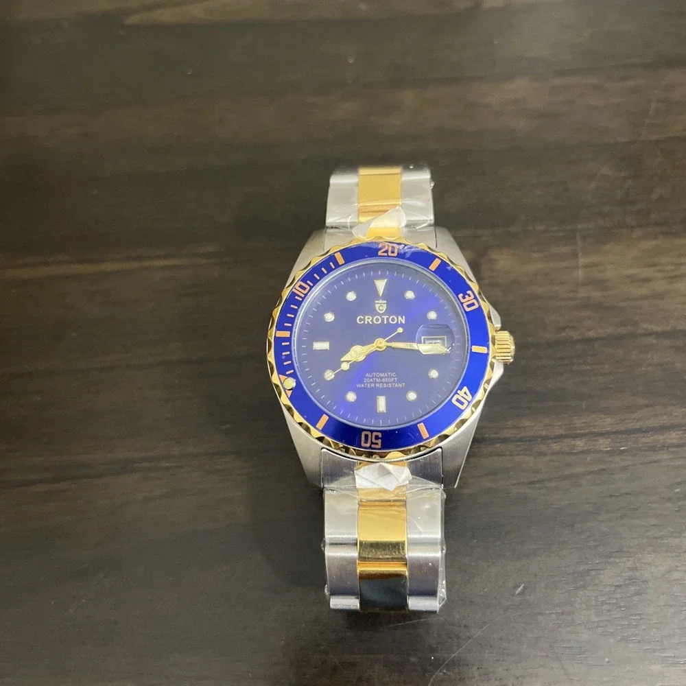 CROTON Two Tone Stainless 20 ATM 660 FT Men's Dive Watch Automatic 42mm Read O2